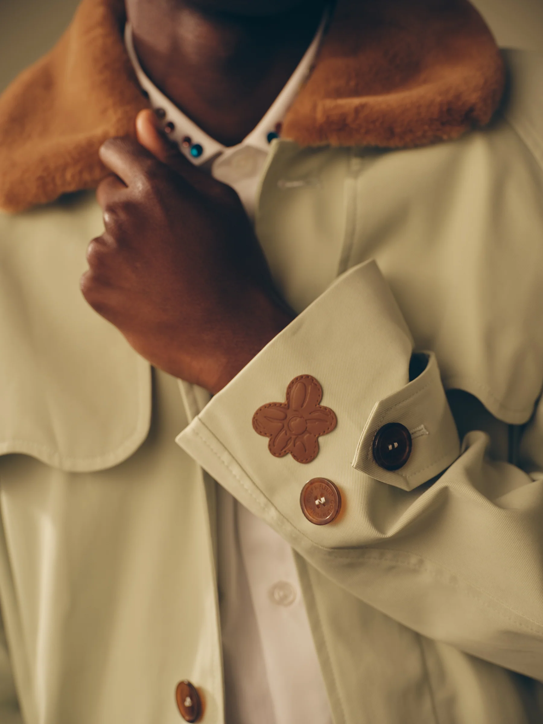 Gemstone Round Collar Shirt - Image 5